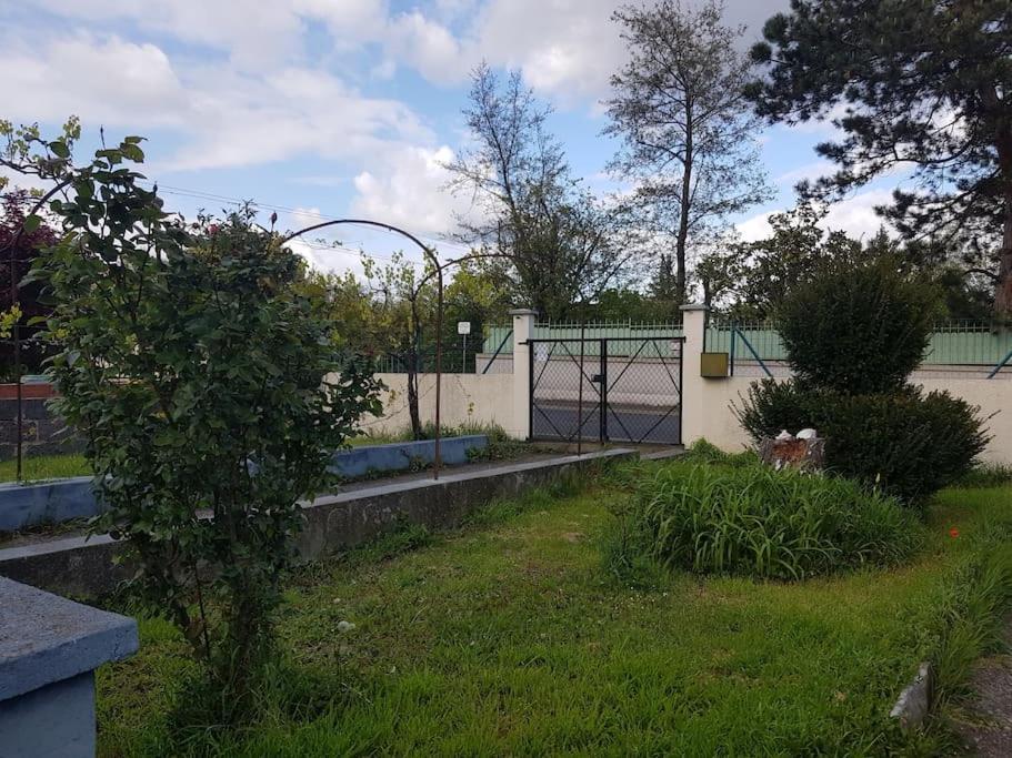 Maison Proche Clermont-fd Entre Chu Et Cezeaux -parking Holiday home Beaumont (Puy-de-Dome)